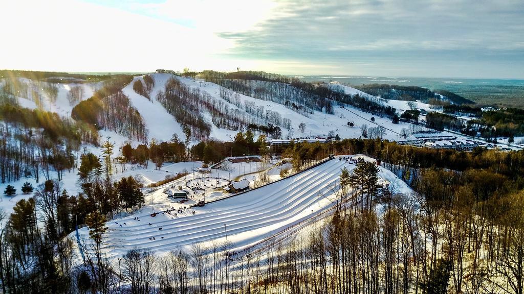Horseshoe Resort Барри Экстерьер фото